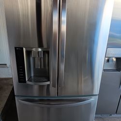 LG FRENCH DOORS STAINLESS REFRIGERATOR 