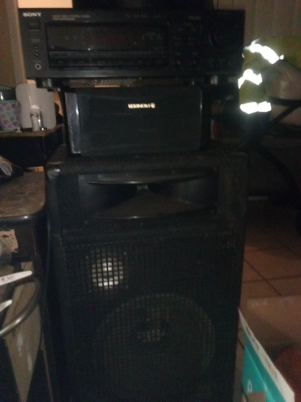 Sony Receiver And Speakers 50 Bucks Today Only Moving My Lost Your Gain
