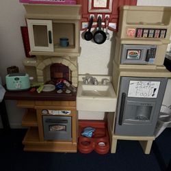 Kids Kitchen