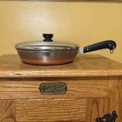 Vintage 10” Revere Ware Copper Bottom Skillet With Lid.    B