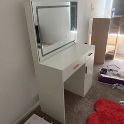 Make up vanity brand new!