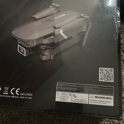 300$ Drone TAKING OFFERS! Lmk!!