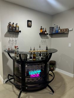 Bar-glass, half circle