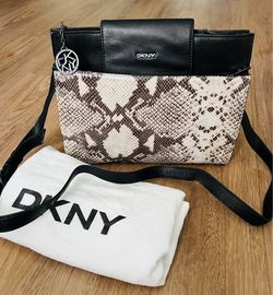 Amazing New with Tags Dkny Bag Original