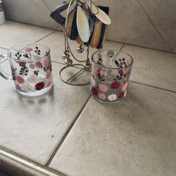 Bee Cups Never Used With Bee Chime