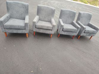 Cushionsd chair x 4