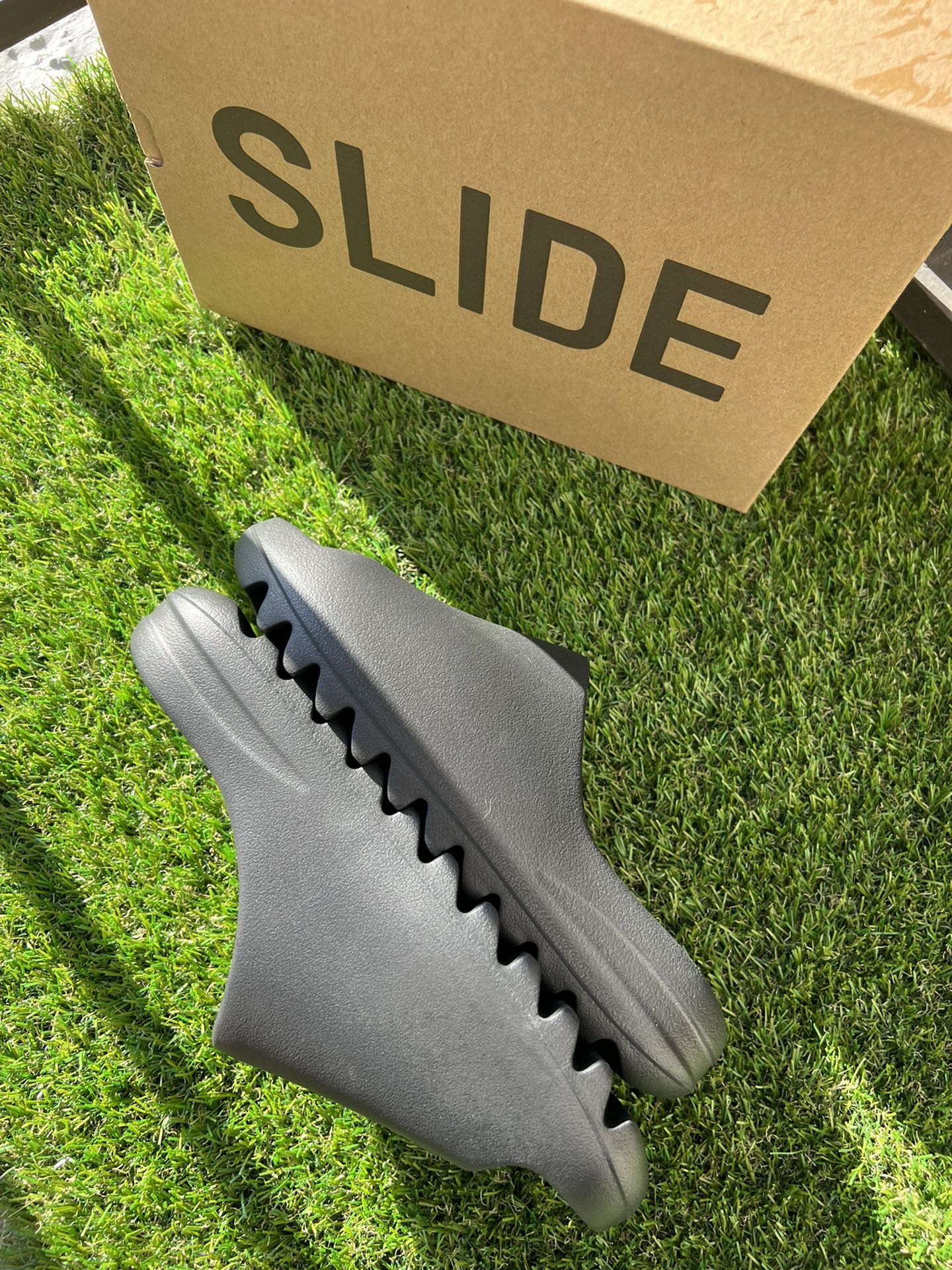 Garnet Furniture Yeezy Slides Website Yeezy Slide Onyx Black Size 8,9