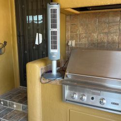  MODEL: 2519 LASKO 38" WIND TOWER 3-SPEED OSCILLATING TOWER FAN WITH REMOTE AND TIMER, 2519, GRAY