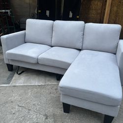 Free Delivery 🚚 Small Grey L Shaped Couch Reversal 