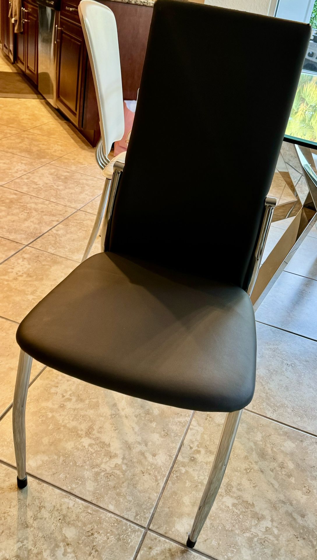4 Kitchen Chairs  For $35