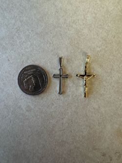Silver cross pendant
