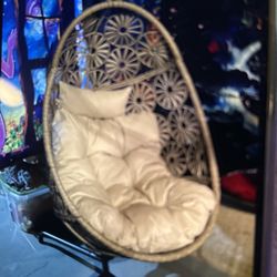 Hanging Chair Perfect Condition 