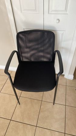 Roaken Chair