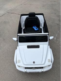 Kids Mercedes car.