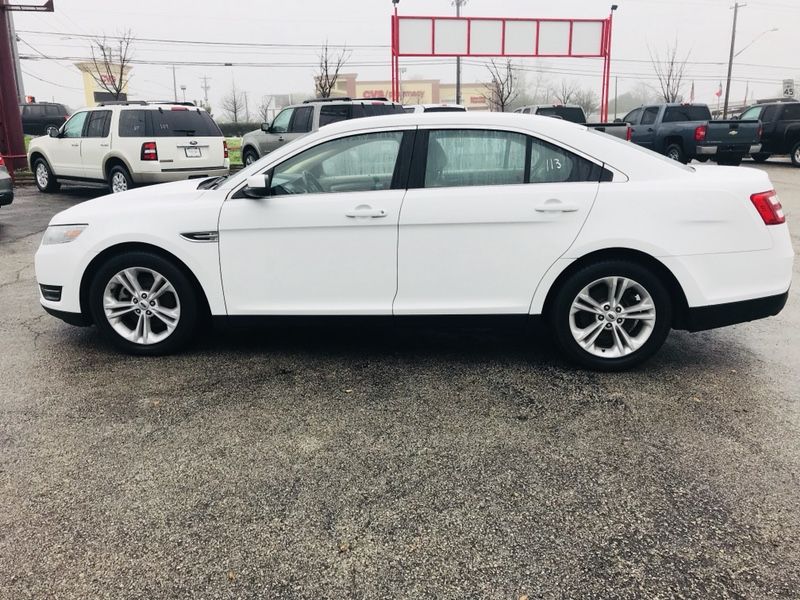 2014 Ford Taurus