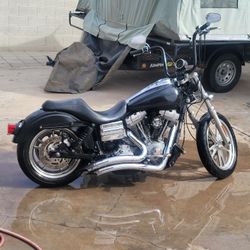 2006 Dyna Super Glide $6000.00