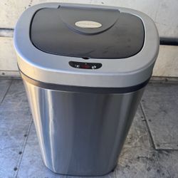 Stainless Trash Can 