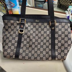 Gucci Purse