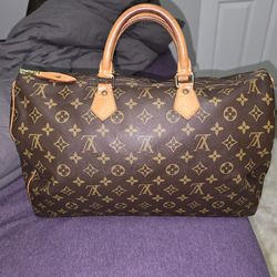 Authentic Louis Vuitton Speedy 35