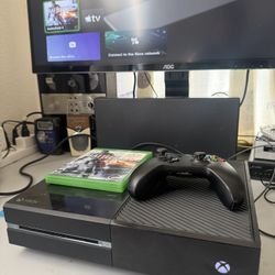 Xbox One 500GB Console - Includes Controller & Battlefield 4