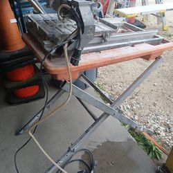 RIDGID R4031S 9-Amp 7 in. Job Site Wet Tile Saw