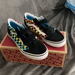 Kids vans Size 5 