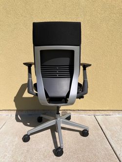 Steelcase gesture office chair