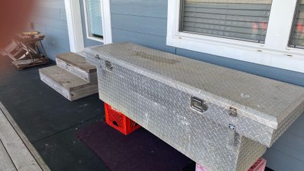 Pick up tool box