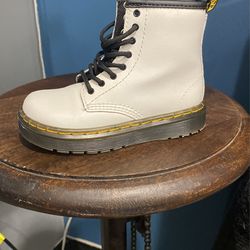 Dr Martens