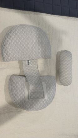 Beno maternity pillow