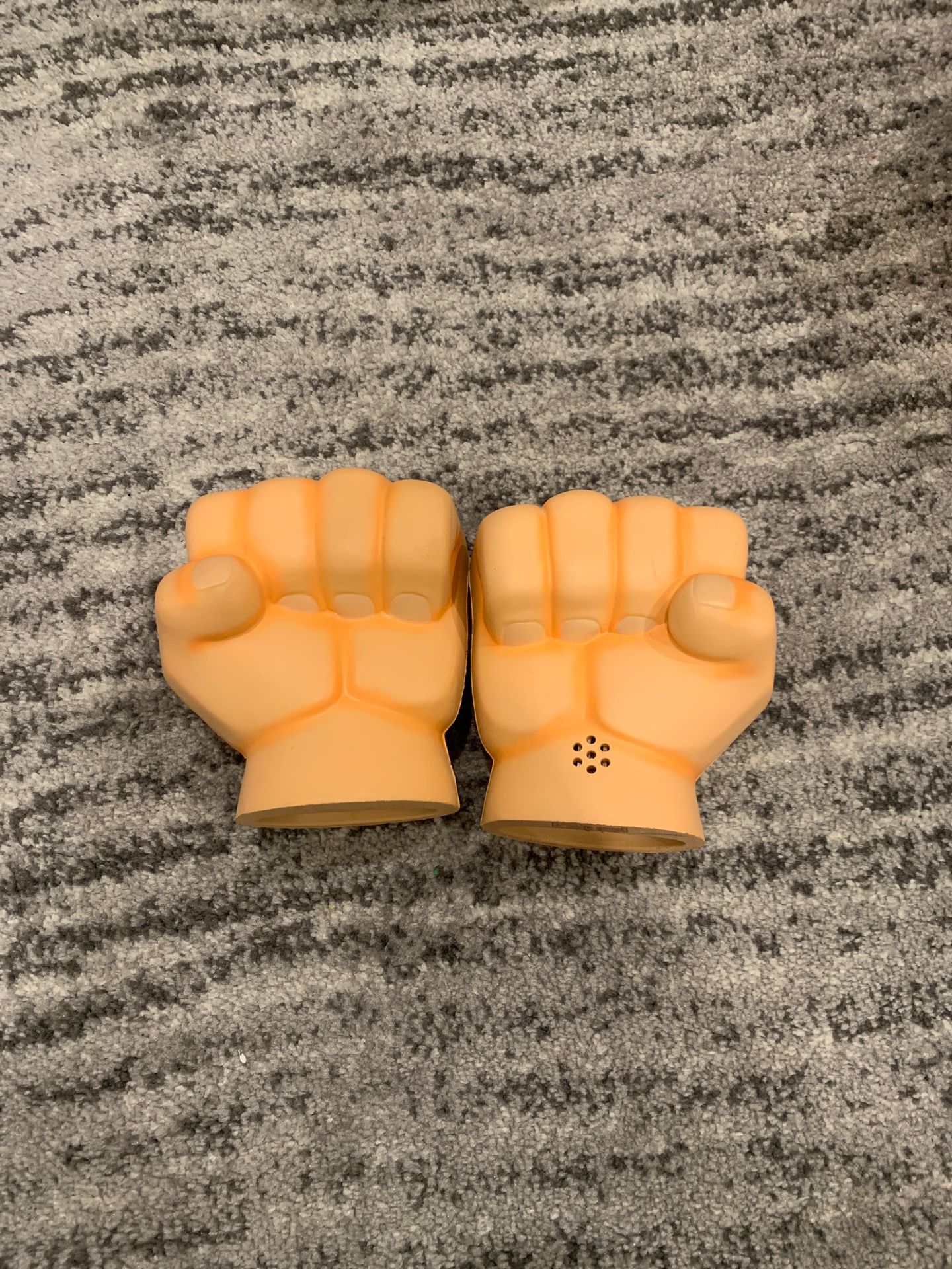 Wreck It Ralph toy punch gloves - punch hands