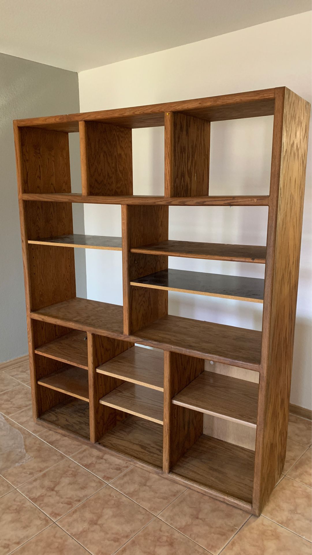 storage / entertainment stand with multiple shelves