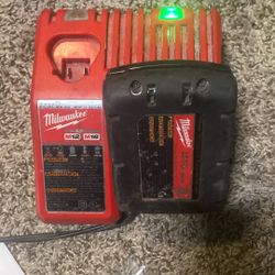 Milwaukee M18 Battery Charger & Battery 