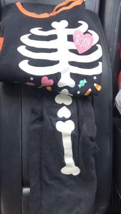 2T Halloween jammies