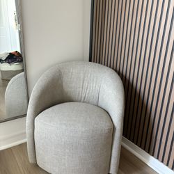 Swivel chair