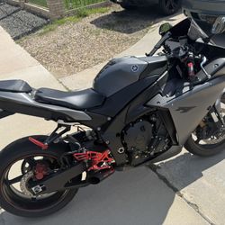 2013 Yamaha YZF-R1