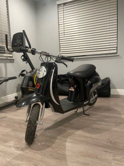 Razor moped vapor edition