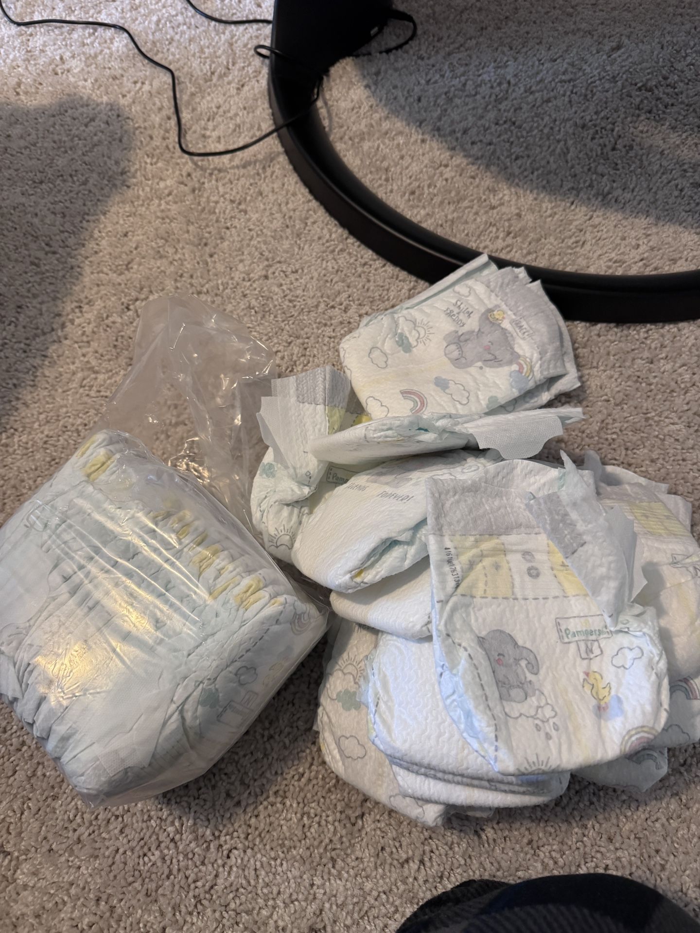 40 Count Newborn Pampers