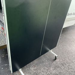 Pim Pong Table 