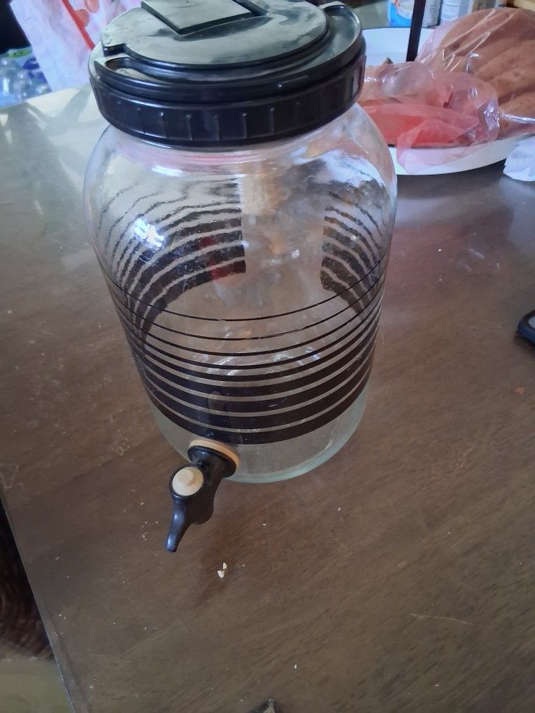 Glass.\nJar for Koolay  Lemonade.
Or drink