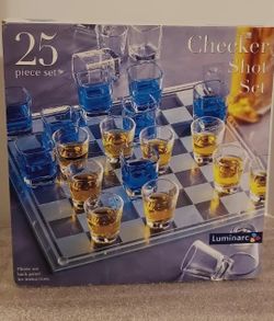 Checker Shot Glass Cup Set 