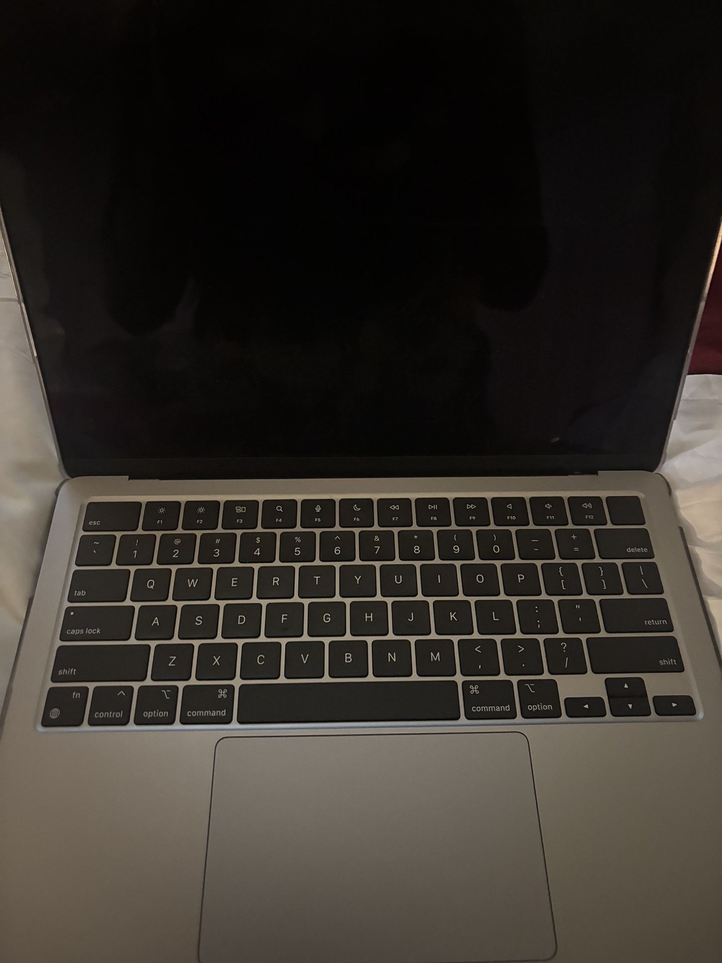 Mac Book Pro 2024