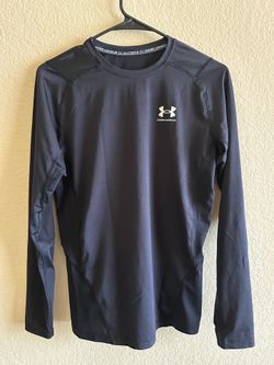 Under Armour Large Men’s Heatgear Compression Long sleeve Shirt.