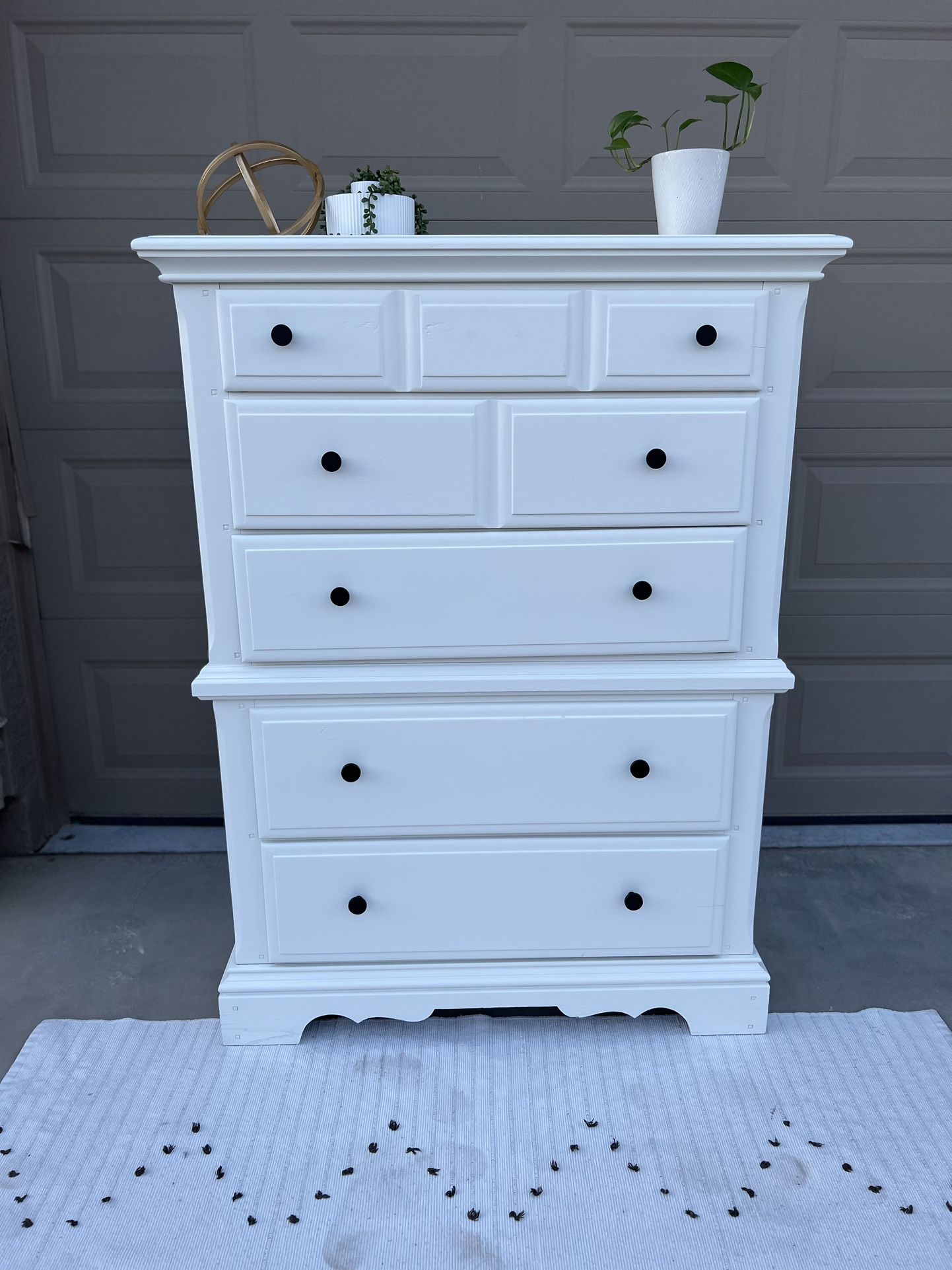 5 Drawer Vintage Dresser