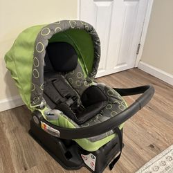 PEG PEREGO CAR SEAT