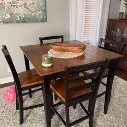 Dining Room Table 4 Chairs