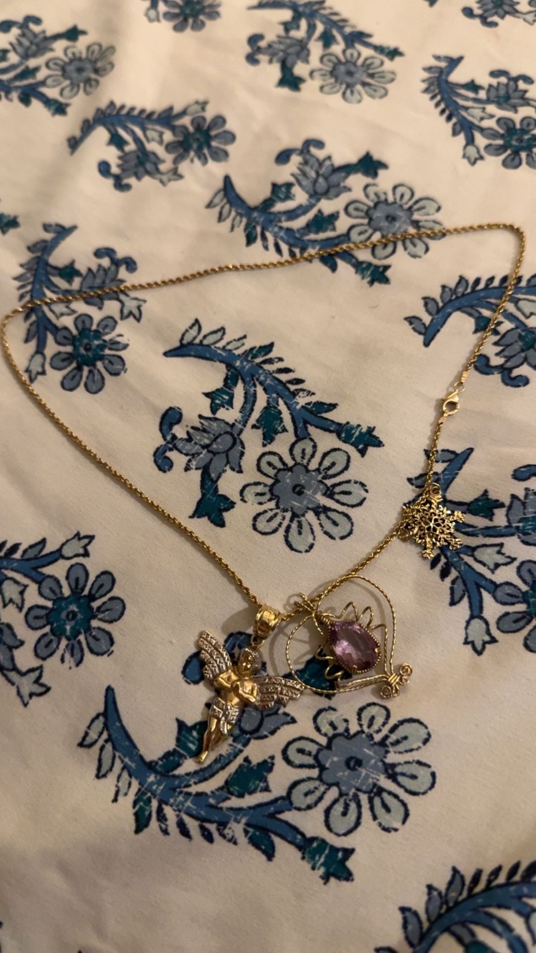 10k Angel & 10k Chain Includes 10k Snow Flake Just Added A Amethyst Golf Wired Wrapped 9k Gold Heart Pendant Antique From 1900’s
