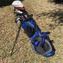 TaylorMade Mens Right Handed Complete Golf Set