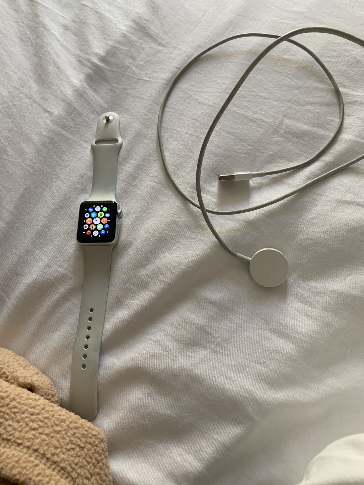 Apple Watch 3 series w/ charger