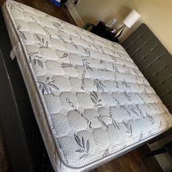 BRAND NEW PILLOW TOP MATTRESSES ✅ COLCHONES NUEVOS PILLOW TOP 💯‼️   QUEEN SIZE $150 ❌ $210 With Box Spring   FULL SIZE $140 ❌ $200 With Box Spring💥 